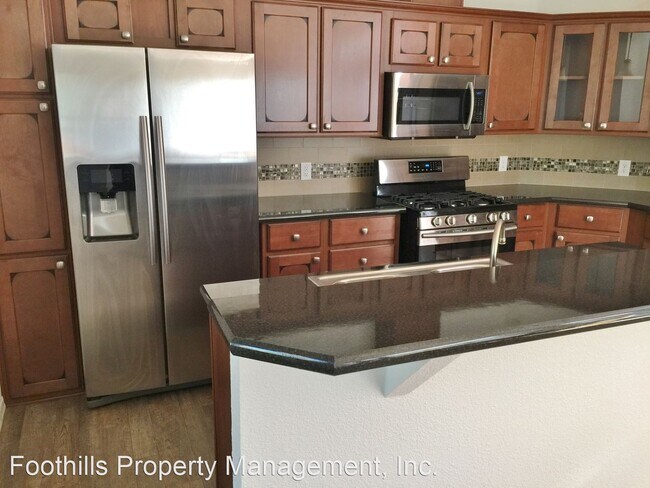 Building Photo - 3 br, 2 bath House - 2715 Lyric Drive