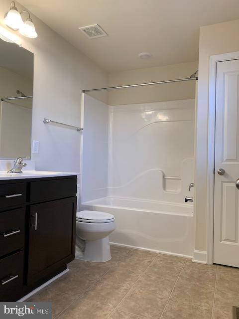 Building Photo - 6915 Lunette Ln