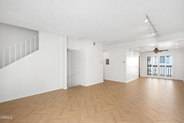 Foto del edificio - 813 N Monterey St