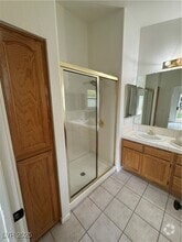 Building Photo - 9224 Kentucky Oaks Dr
