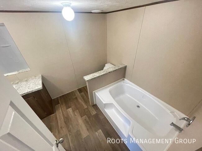 Building Photo - Limited Time - Waived application fee! Com...