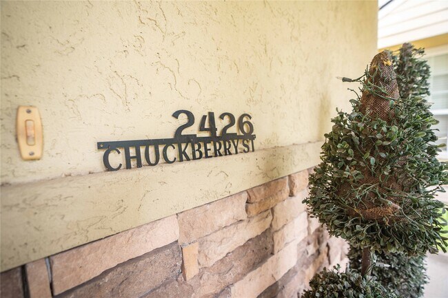 Building Photo - 2426 Chuckberry St