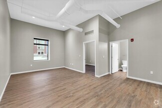 Building Photo - 209 N Neil St