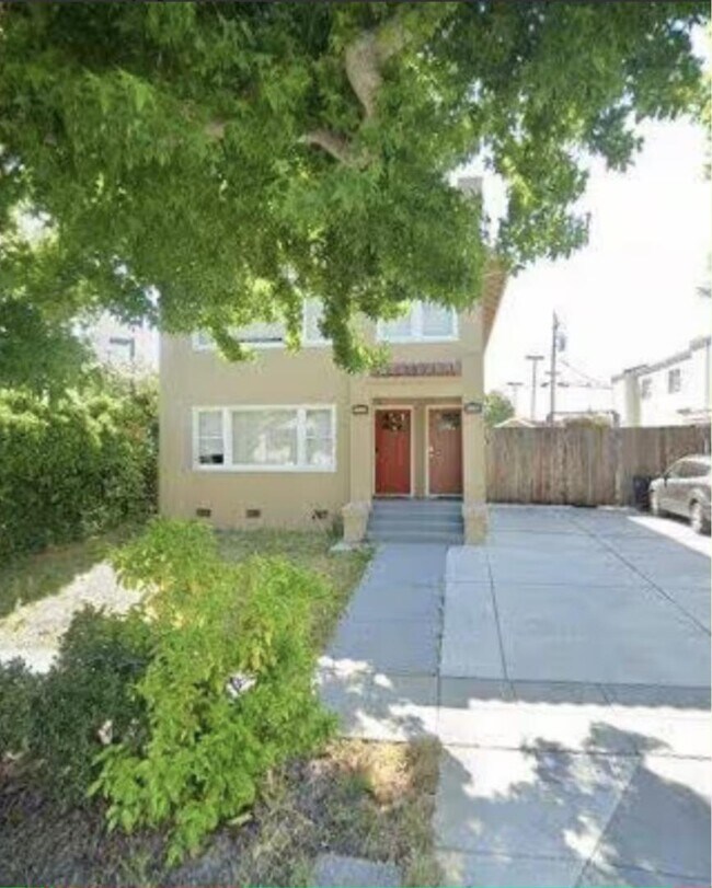 Building Photo - 1113 Rhinette Ave