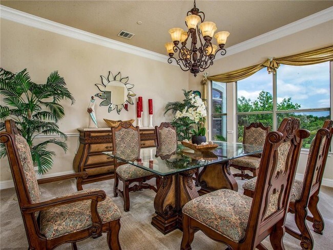 Building Photo - 1241 Yuma Dr