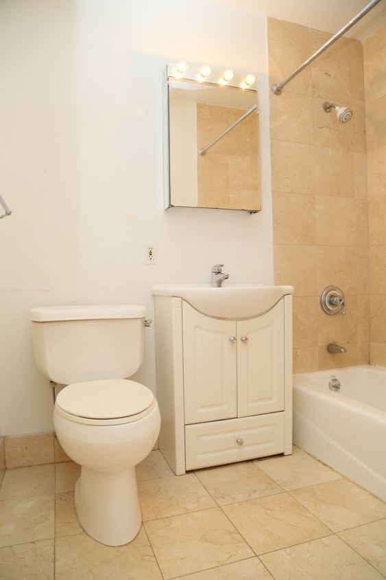 Building Photo - 514 Bay Ridge Pkwy
