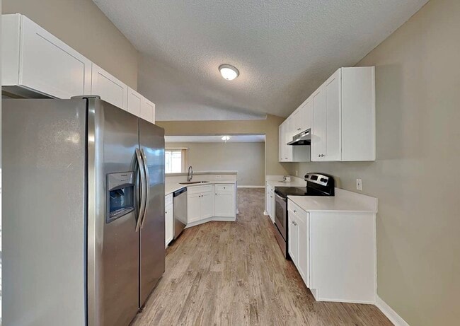 Building Photo - 3412 Volley Dr