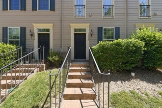 Building Photo - 13842 Winmau Ln