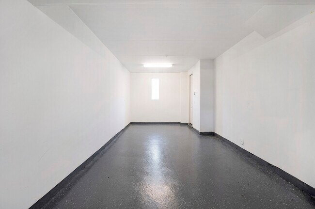 Foto del edificio - 477 Desert Holly St