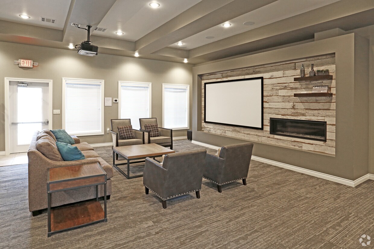 Dublin Square Apartments and Townhomes Apartments Sioux Falls, SD