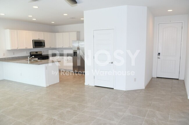 Foto del edificio - 9449 W Montecito Ave