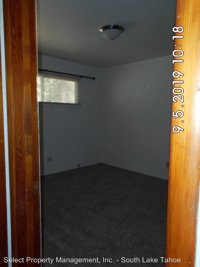 Foto del edificio - 1198 Martin Ave