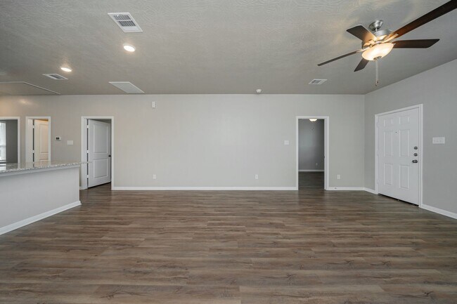 Foto del edificio - Where Style Meets Comfort: Elevate Your Living Experience