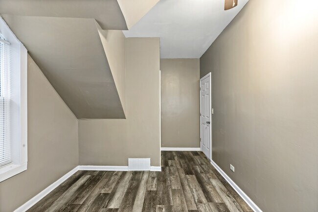 Building Photo - 12238 S Wallace St