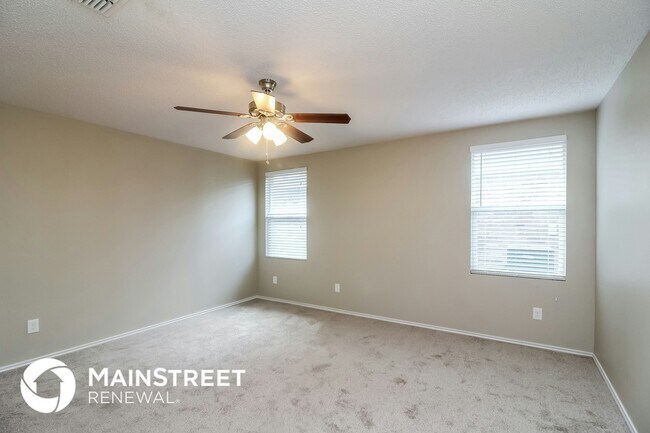 Building Photo - 1209 Candler Dr