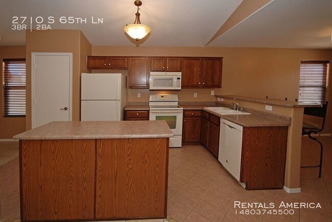 Foto del edificio - 2710 S 65th Ln