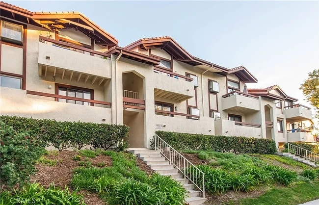 Building Photo - 18028 Saratoga Way