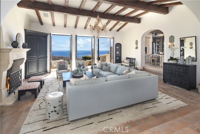 Building Photo - 1302 Skyline Dr