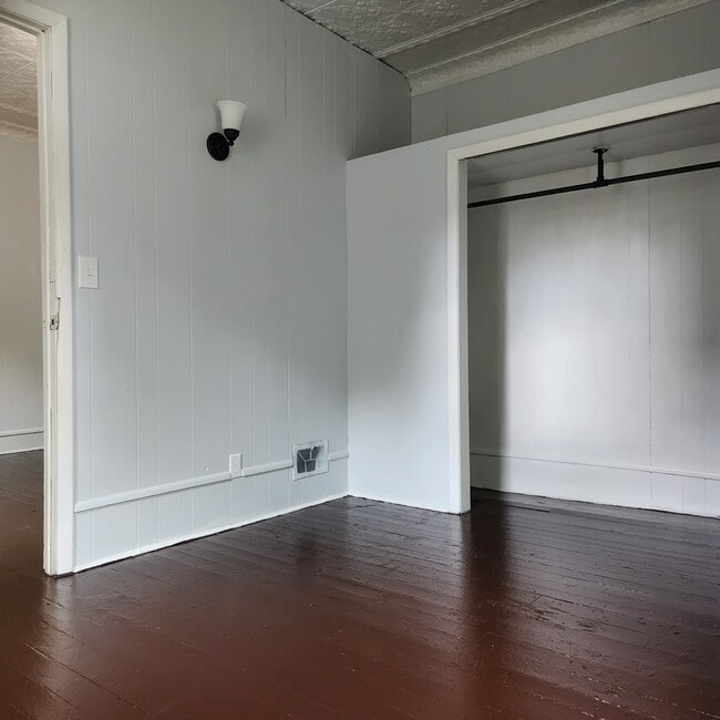 Dormitorio - 50 Syke St