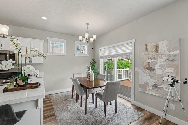 Photo - 1303 E Weyburn Ln (Holladay, UT) Townhome