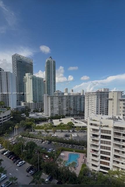 Foto del edificio - 1450 Brickell Bay Dr