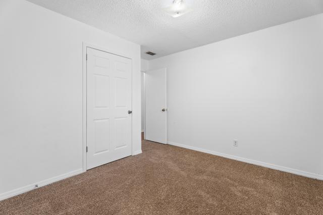 Foto del edificio - 0 bedroom in Orange Park FL 32073