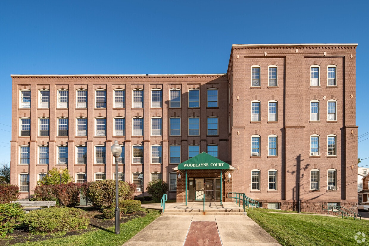 Primary Photo - Woodlayne Court Apartments