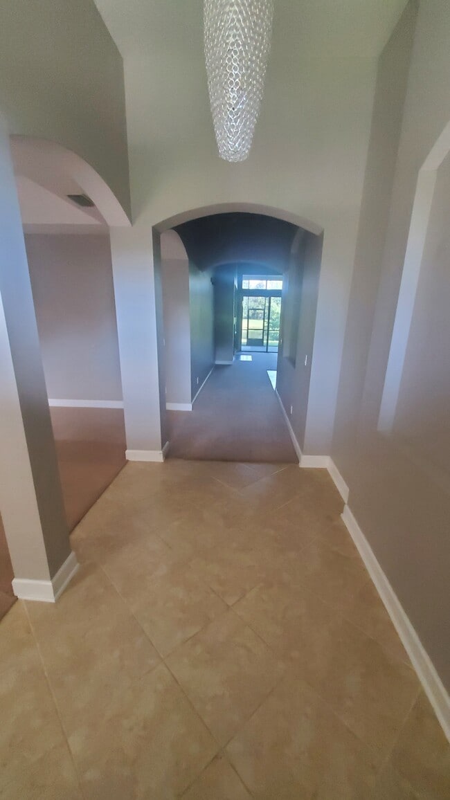 Building Photo - 6138 Wakulla Springs Rd