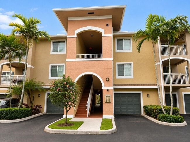 Building Photo - 6521 Emerald Dunes Dr