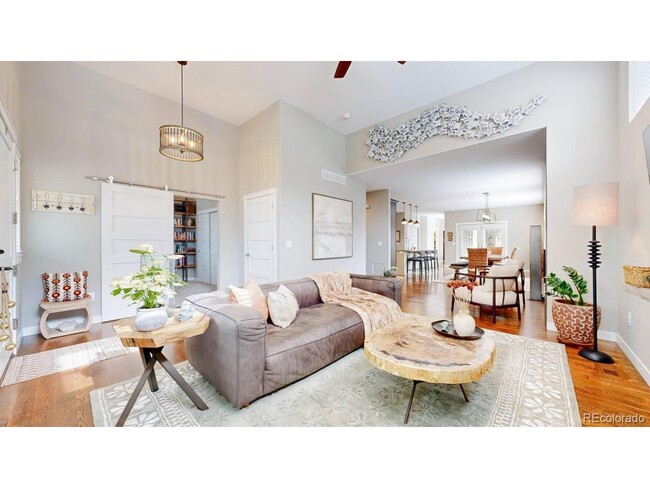 Photo - 726 N 6th St House