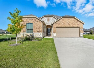 Building Photo - 3017 Lusitano Rd