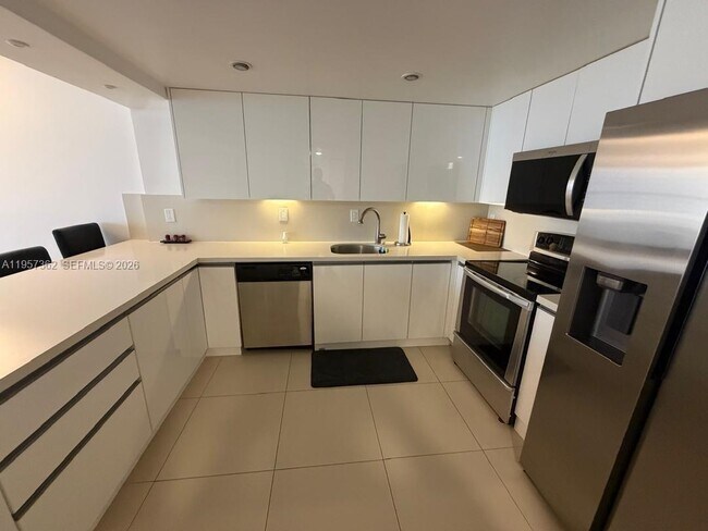 Foto del edificio - 1865 Brickell Ave