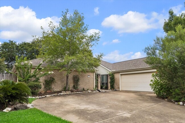 Building Photo - 12107 Burgoyne Dr