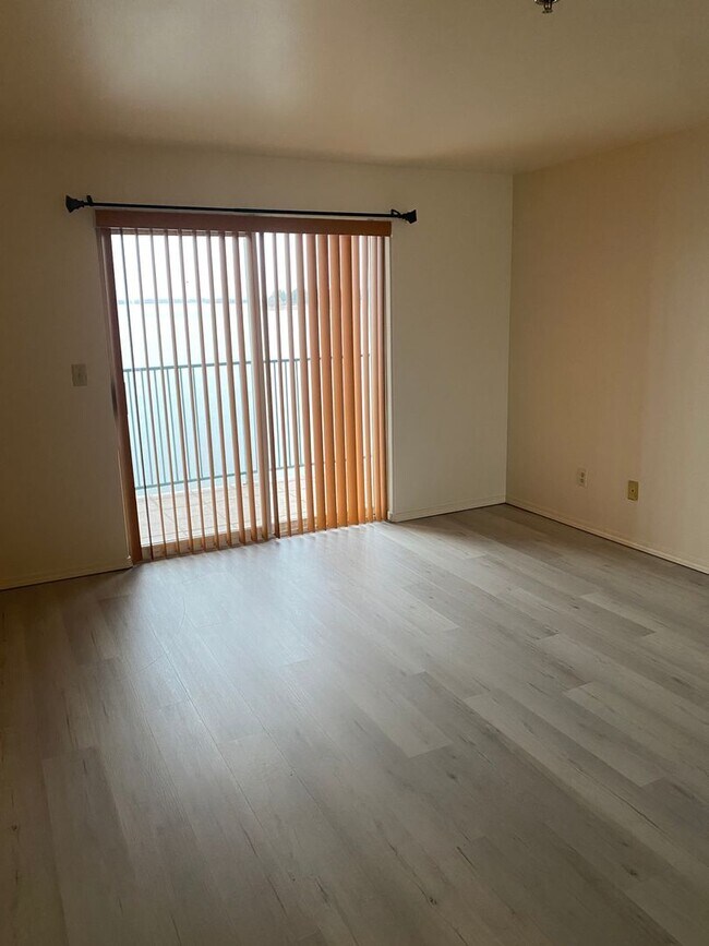 Foto del edificio - 2900 W Marina Dr