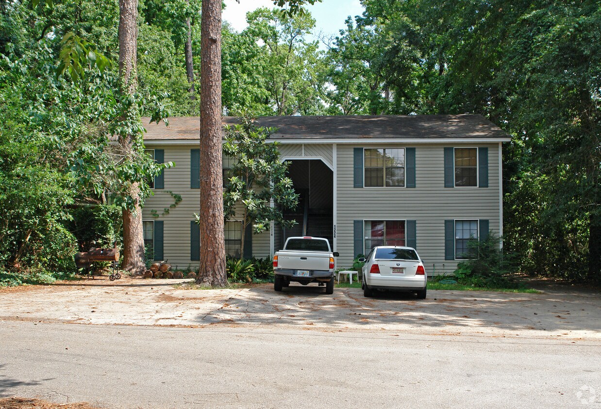 Foto del edificio - 1224 Alachua Ave