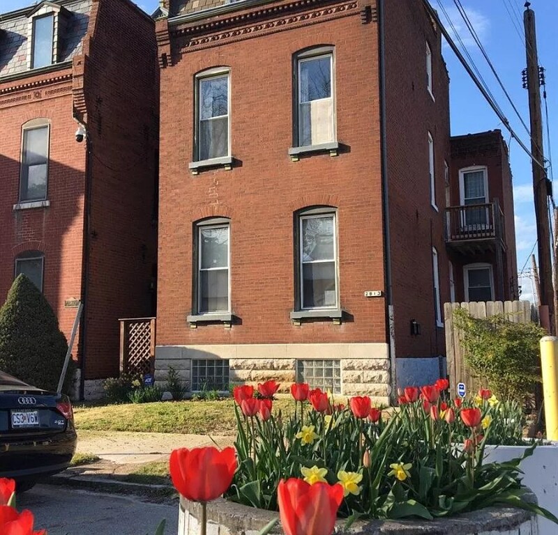 Primary Photo - 2813 Mt Pleasant St