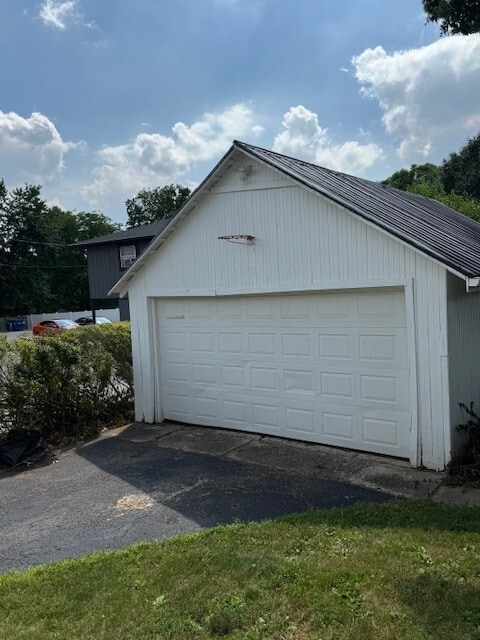 Primary Photo - 67 Hill Rd N