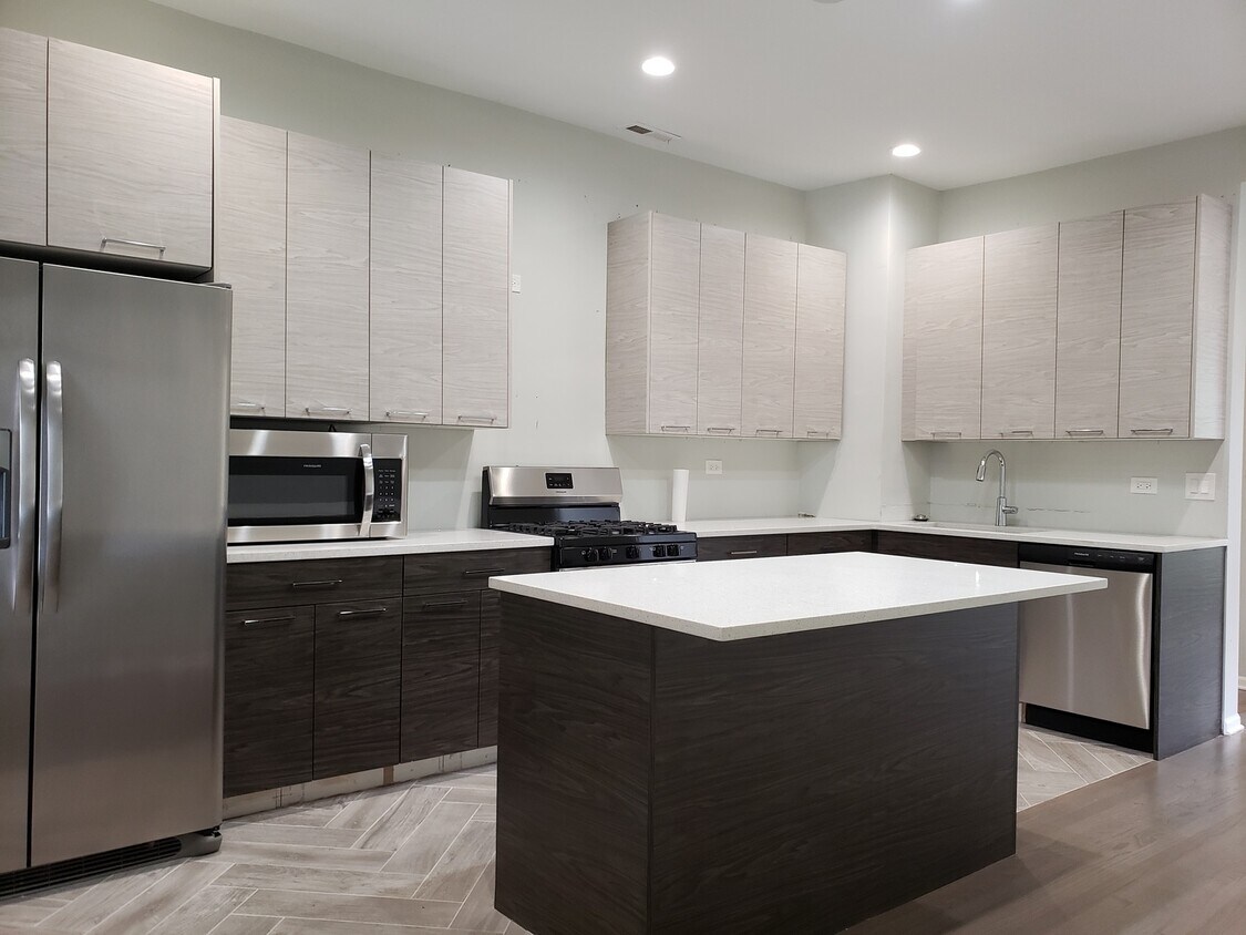 Foto del edificio - 842 N Fairfield Ave