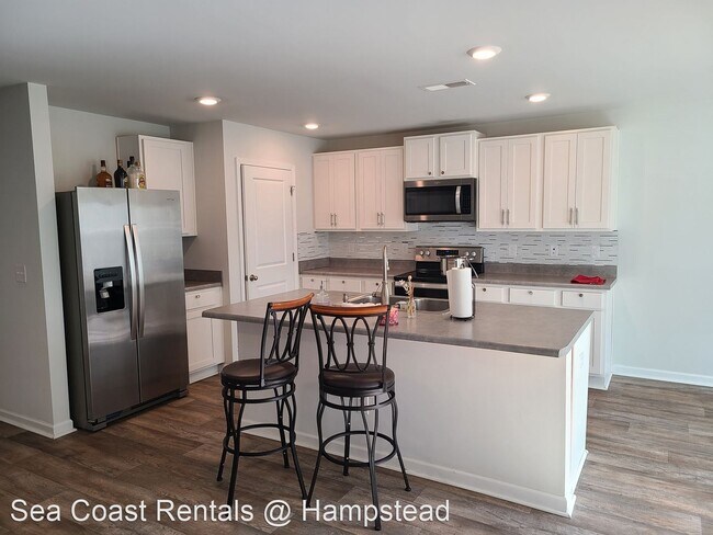 Building Photo - 3 br, 2 bath House - 13 Evian Court