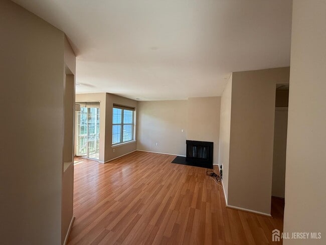 Foto del edificio - 3081 Cypress Ct