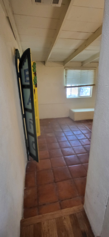 Foto del edificio - 433 E 23rd St