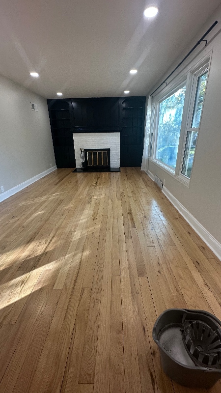 Foto del edificio - 603 Oakmont Dr