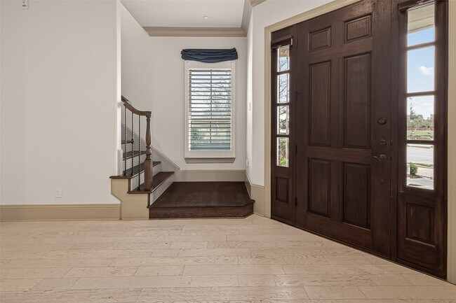 Foto del edificio - 722 Imperial Blvd