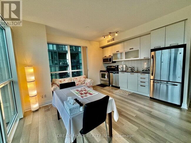 Building Photo - 28 Ted Rogers Way
