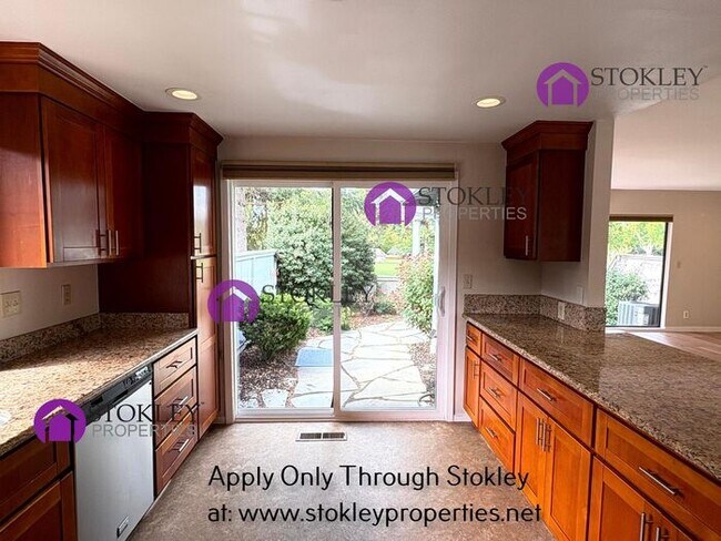 Foto del edificio - 2109 Presidio Ct