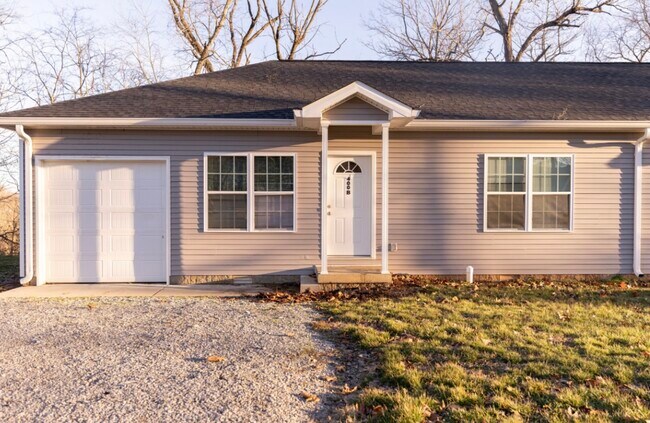 Building Photo - 402 Filter Plant Rd