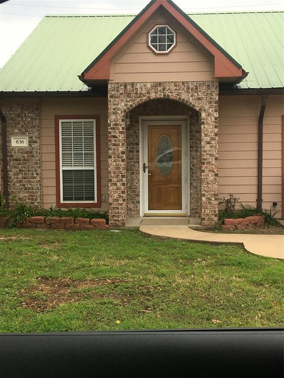Building Photo - 836 Tangle Oaks Dr