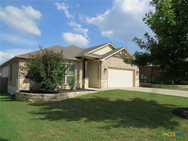 Foto del edificio - 5623 Blackstone Dr