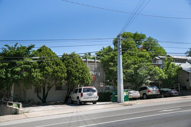 Foto del edificio - Fully furnished 1-1 with washer and dryer ...