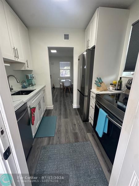 Foto del edificio - 1839 NE 49th Ct